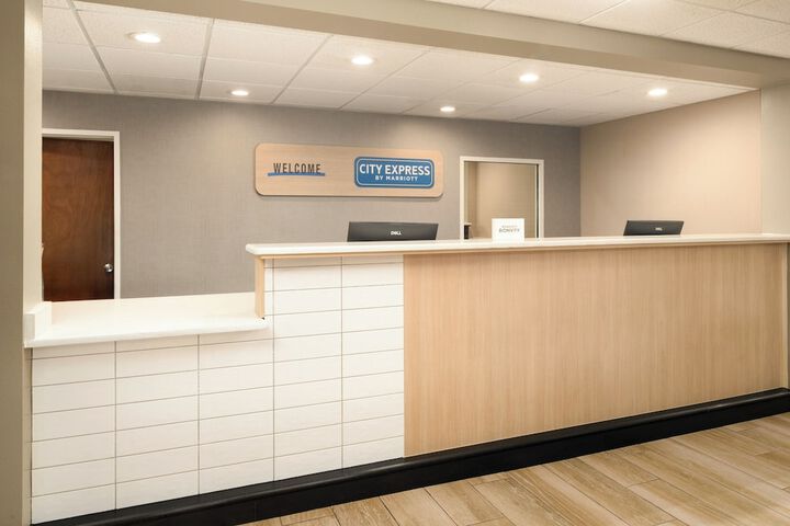 Check-in/check-out kiosk