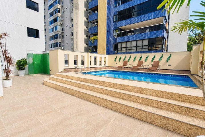 Pool Hotel