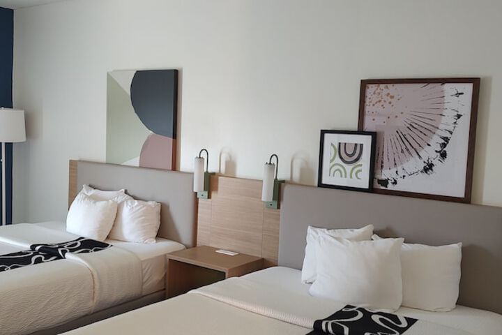 Room 20 of 40
