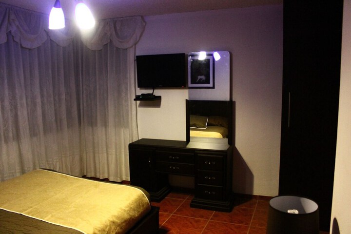 Room 9 of 22