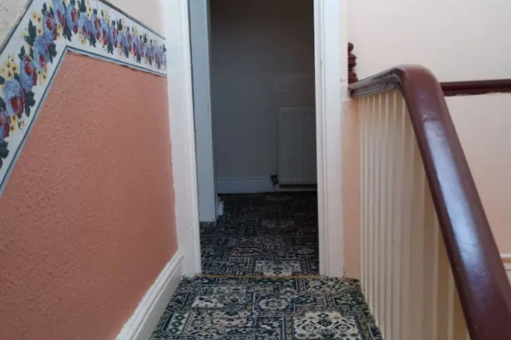 Room 13 of 13