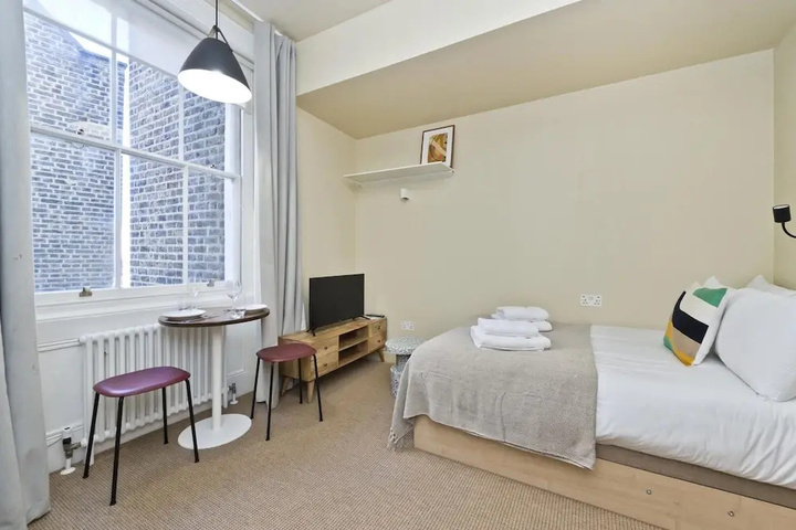 Studio in Historic Building Near Primrose Hill
