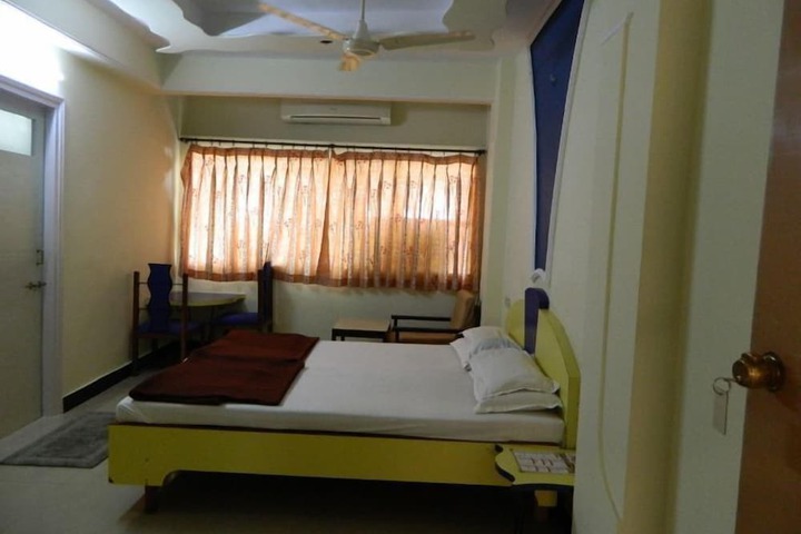 Room 18 of 54