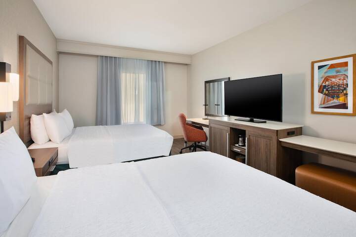 Room 4 of 35