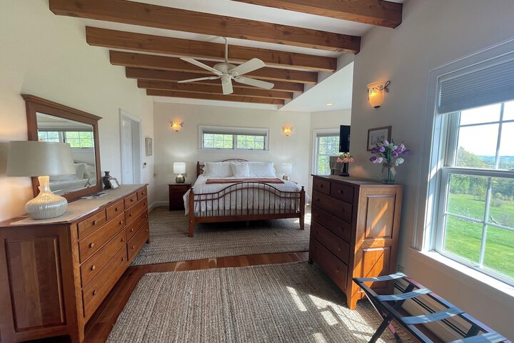 Room 10 of 91