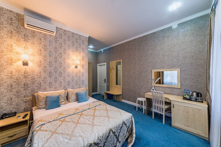 Room 22 of 89
