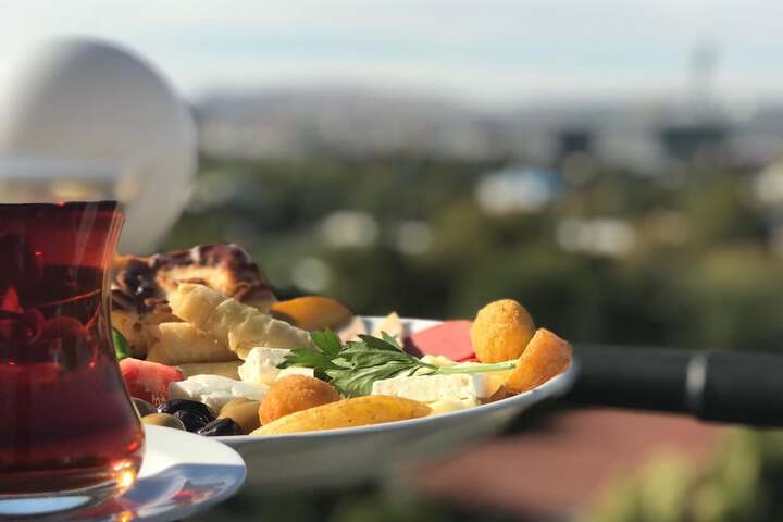 Breakfast meal