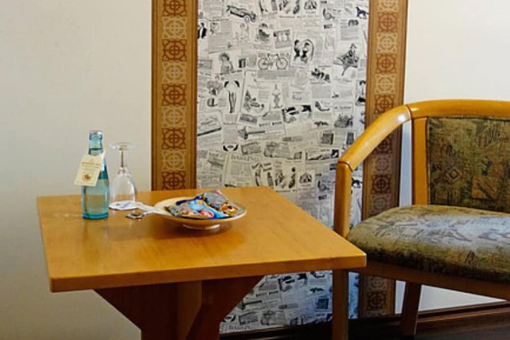 Room amenity