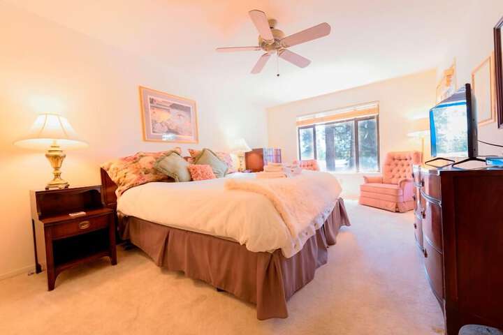 Room 6 of 39