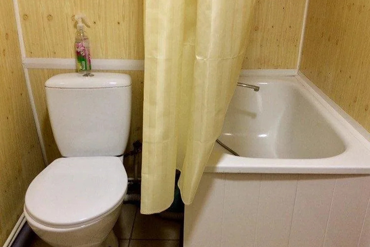 Room 9 of 22