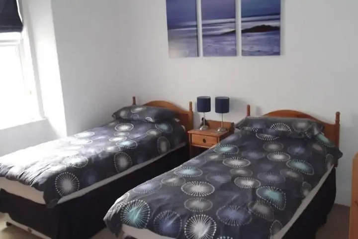 Room 3 of 12