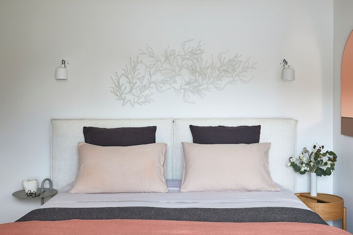Room 4 of 19