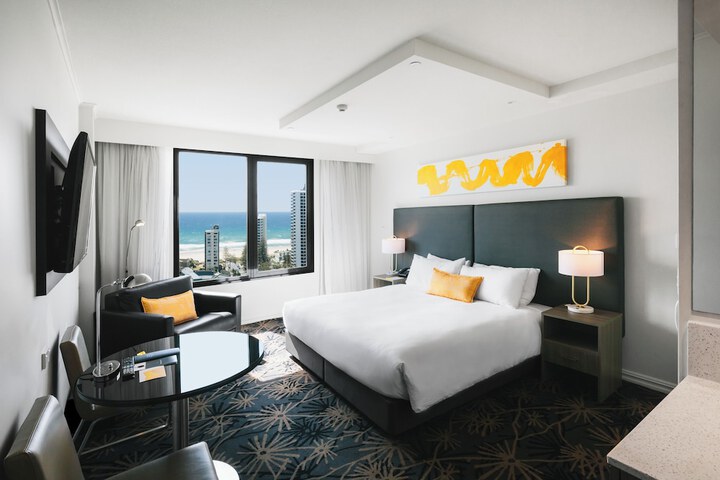 Room 43 of 113