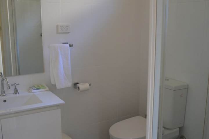 Room 32 of 45