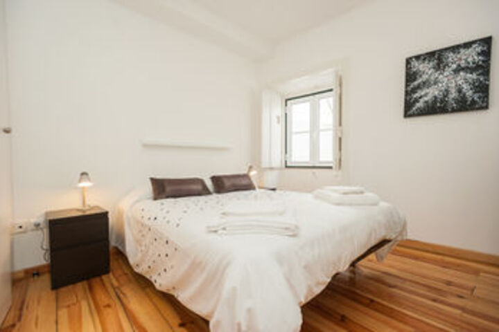 Room 34 of 118