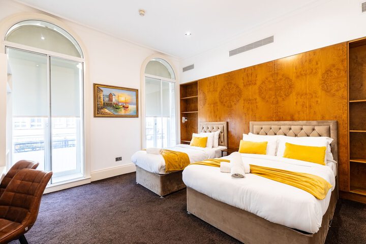 Room 37 of 60
