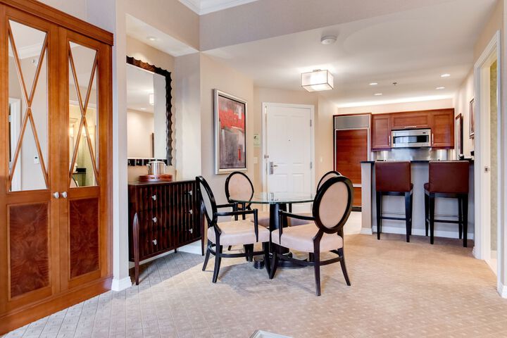 Room 68 of 105