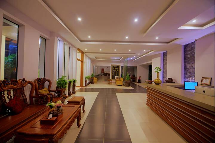 Hotel Interior 5 of 80