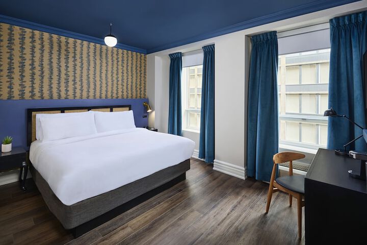 Room 7 of 22