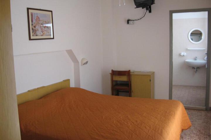 General 23 of 32