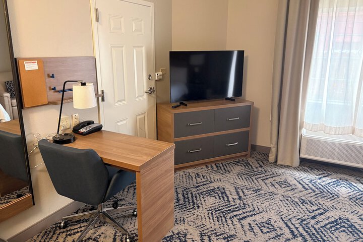 Room 18 of 40