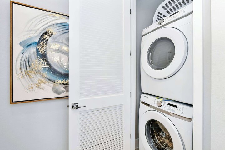 Laundry 132 of 216