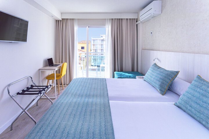 Room 5 of 87