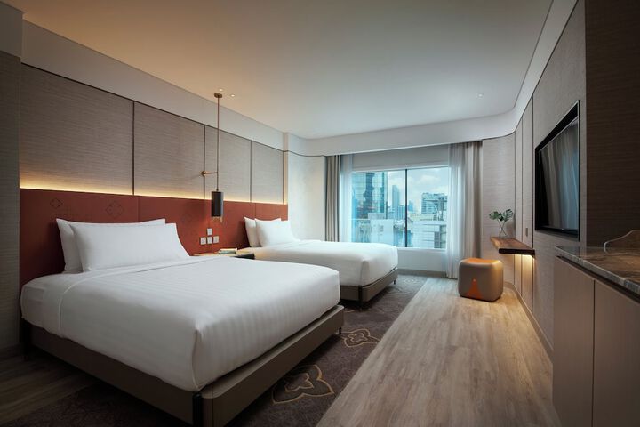 Room 32 of 277