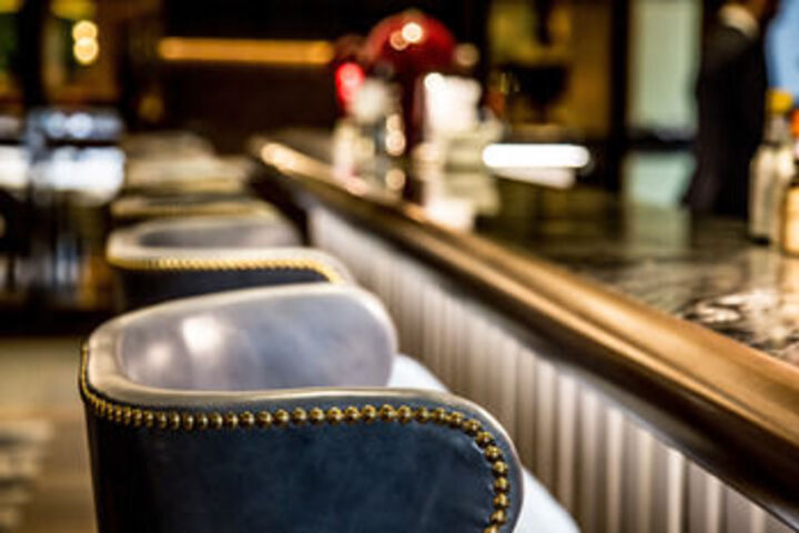 Lounge 41 of 65