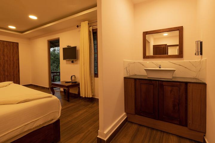 Room 12 of 50