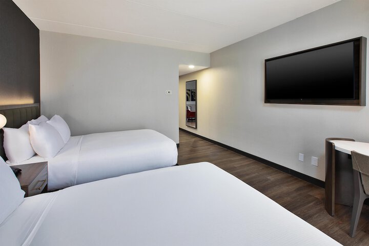 Room 12 of 50
