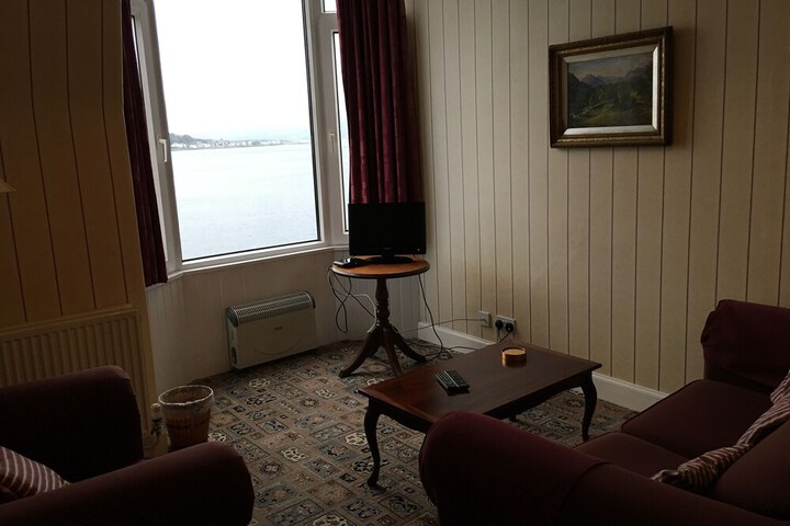 Room 13 of 25