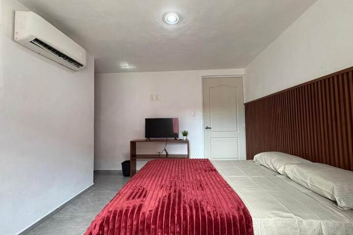 Room 11 of 29