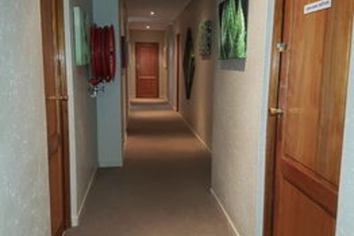 Ballroom/Hall 23 of 33