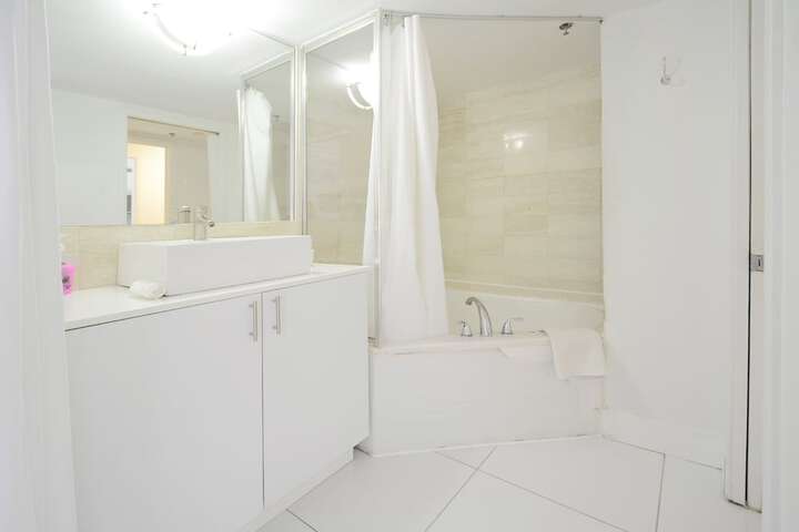 Room 16 of 16