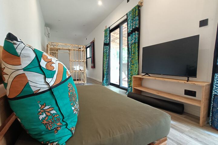 Room 8 of 21
