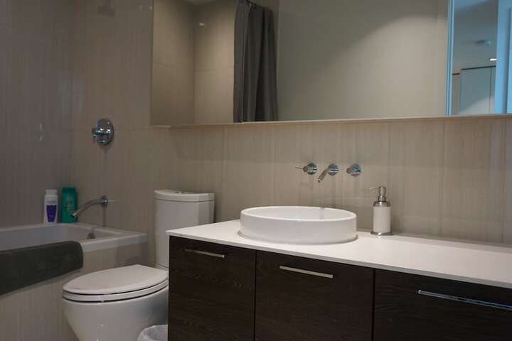 Room 14 of 28