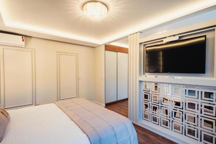 Room 7 of 67