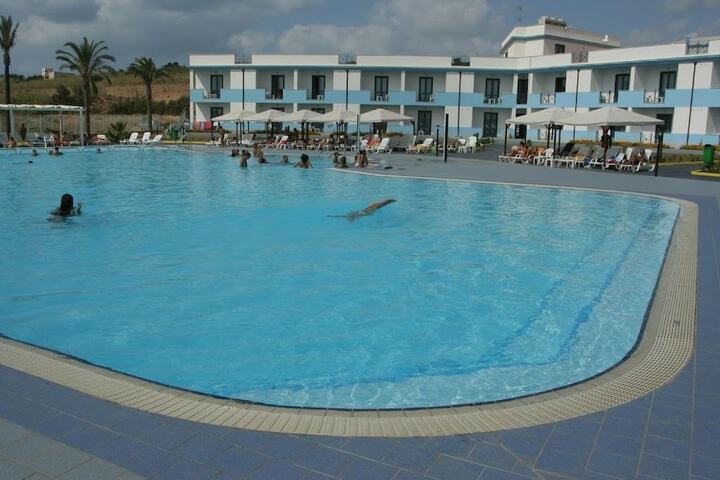Hotel with Pool