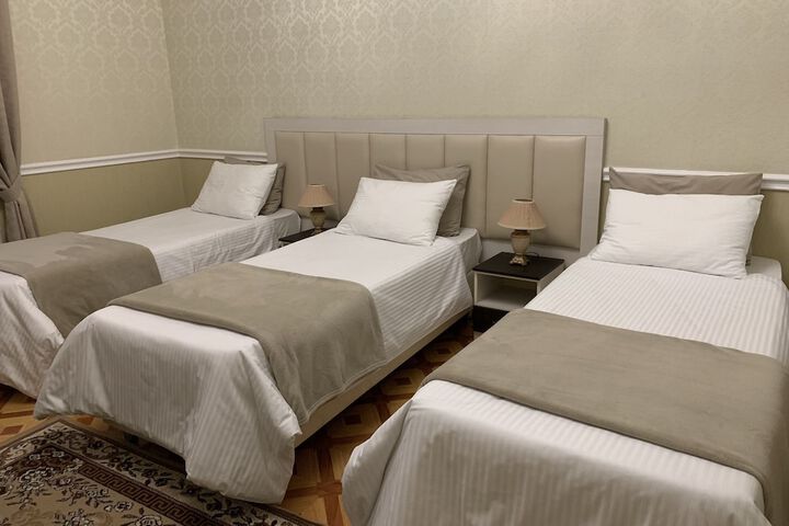 Room 17 of 22