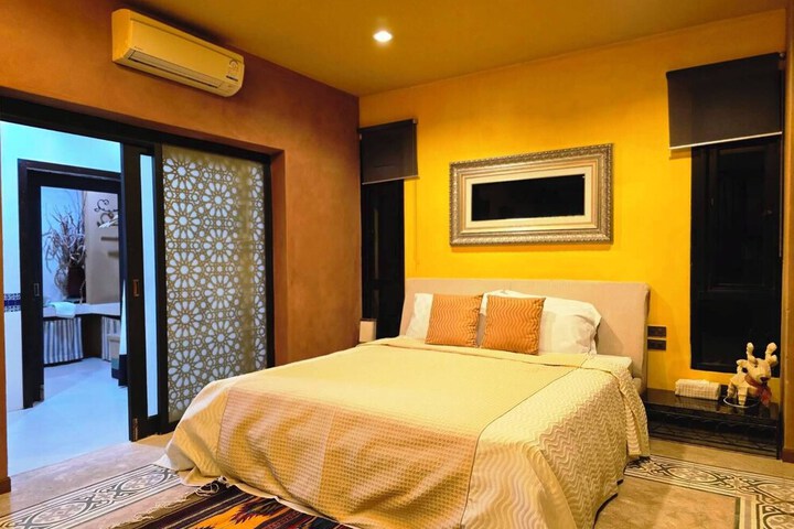 Room 54 of 116