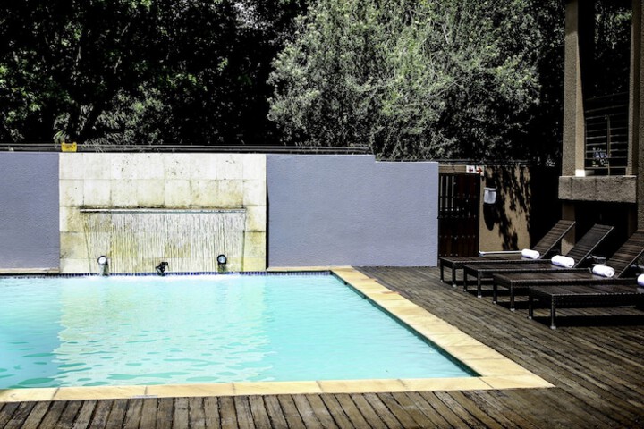 Pool 18 of 37