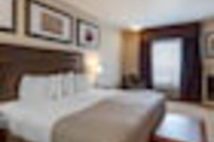Room 29 of 168