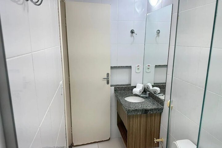 Room 16 of 37