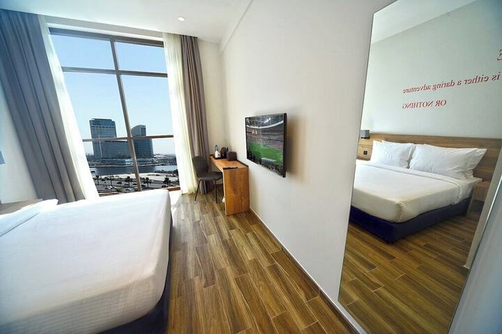 Room 31 of 69