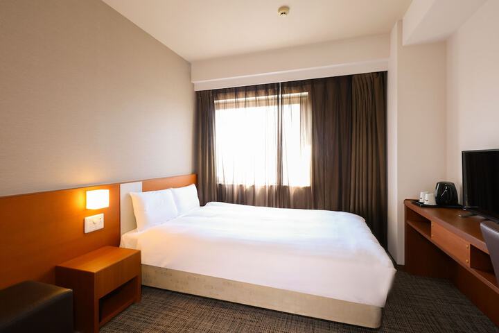 Room 18 of 86