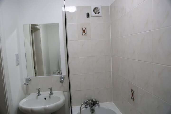 Room 54 of 69