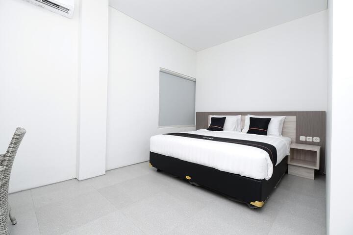 Room 1 of 23