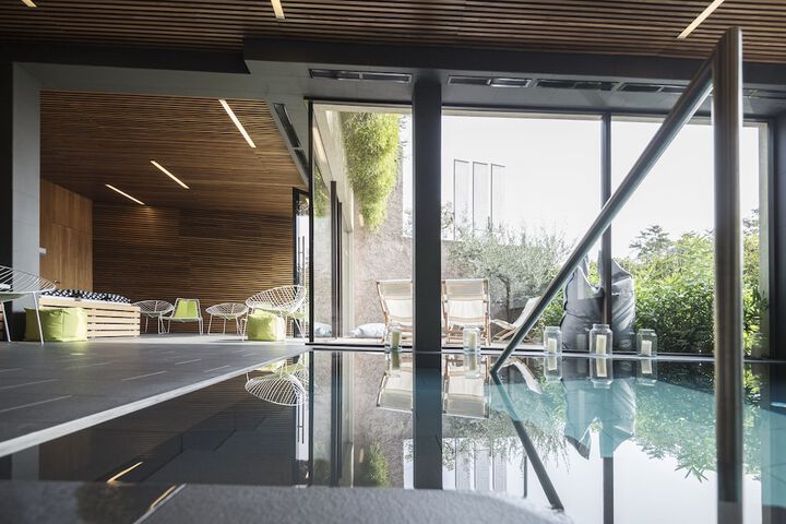 Pool 20 of 36