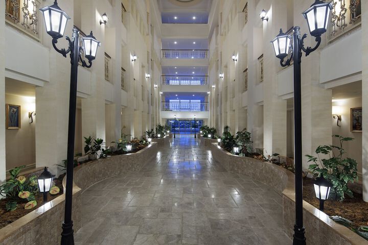 Guest Lobby